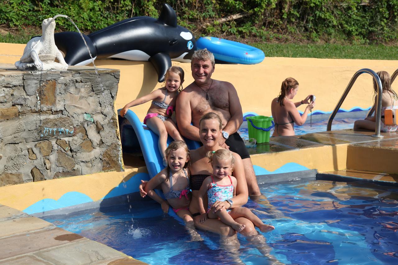 Agriturismo Gallo Cortemilia ภายนอก รูปภาพ