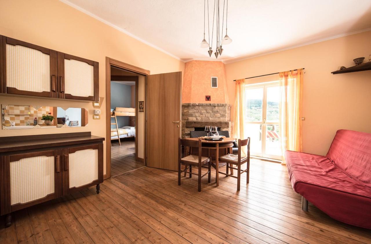 Agriturismo Gallo Cortemilia ภายนอก รูปภาพ